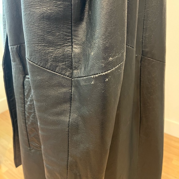 Vintage leather coat - Picture 5 of 8